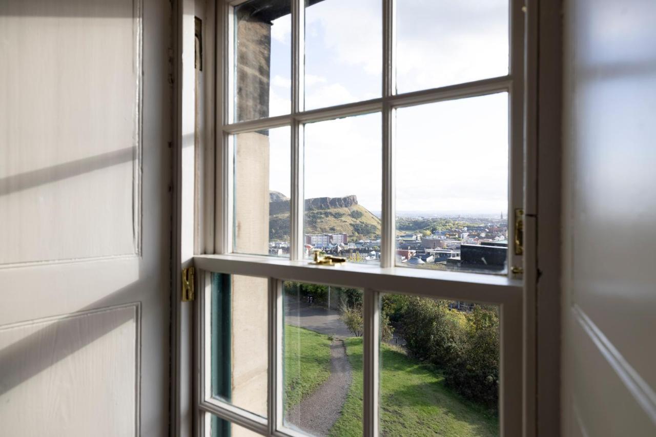 Joivy Observatory House & Apartment Edinburgh Exterior photo