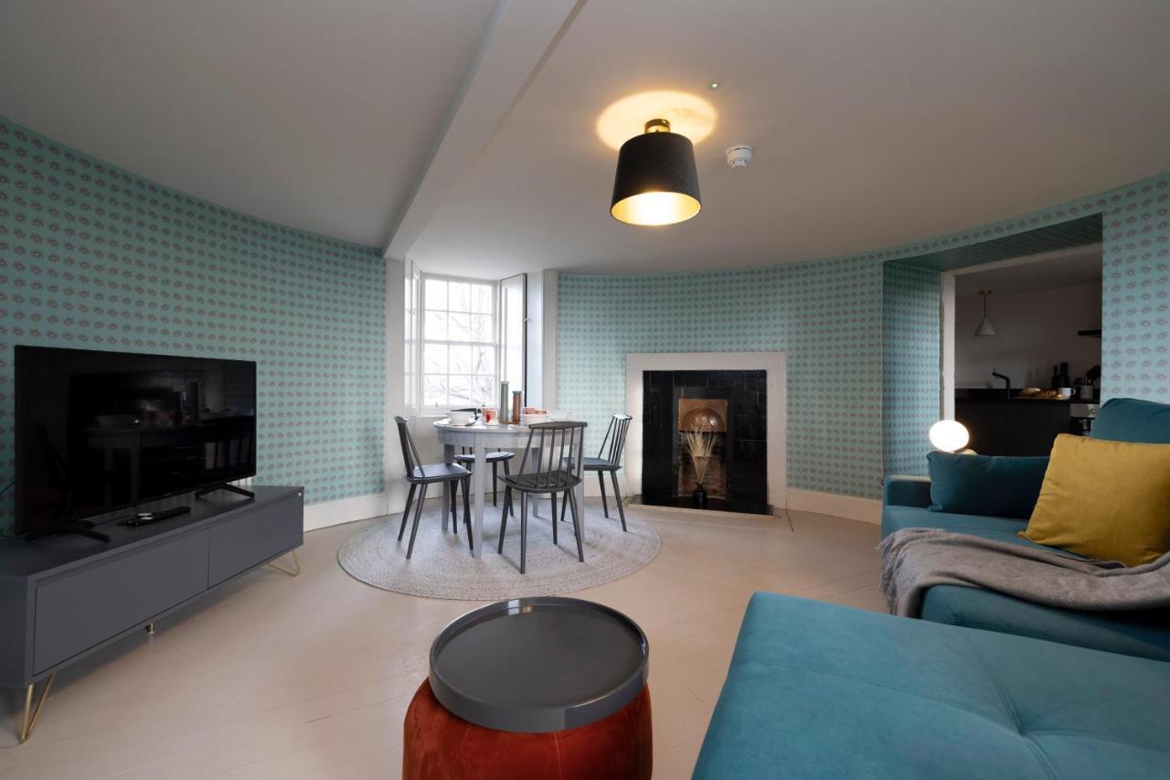 Joivy Observatory House & Apartment Edinburgh Exterior photo